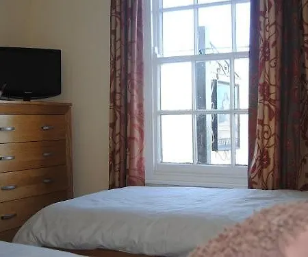 Seaview 3* Falmouth