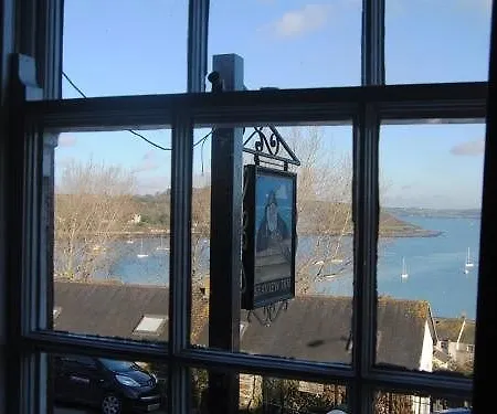 Seaview 3*